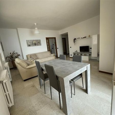Iseolakerental - Casa Pluto Lovere Dış mekan fotoğraf